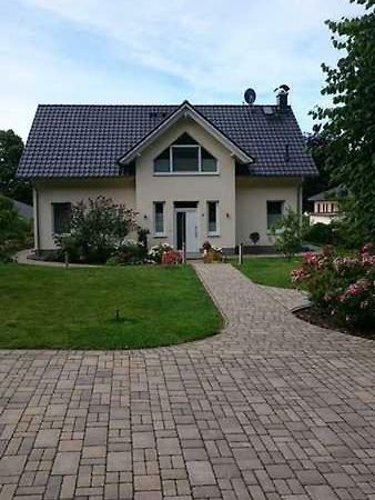 Ferienwohnung Am Waldesrand Sellin  Exterior photo